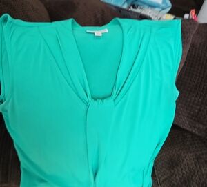 Dana Buchman Sleeveless Twist-Neck Top in Teal Green
